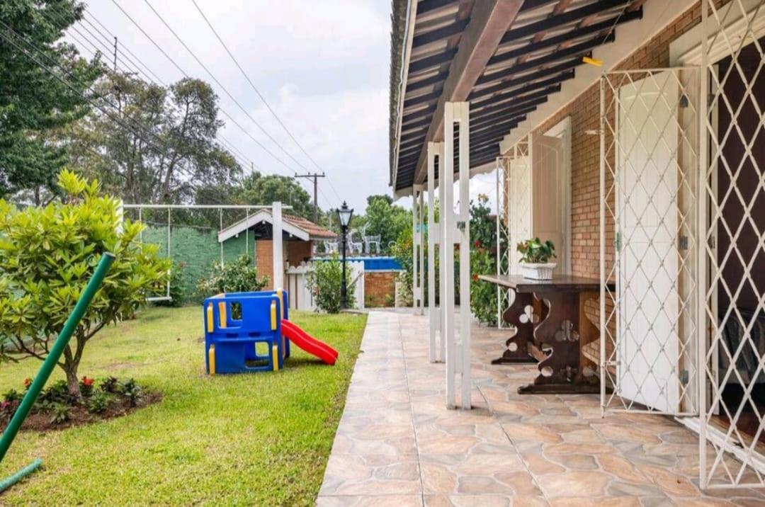 Habitación en casa particular E Quartos Casa Papai Noel Campos do Jordão